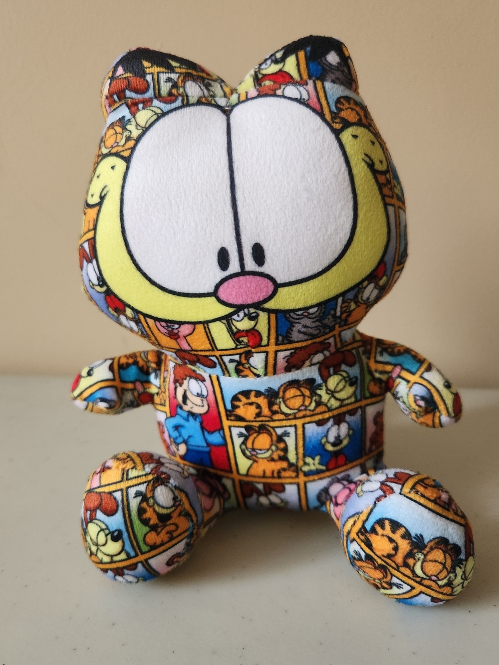 Garfield Plush Toy – Comic Strip Print